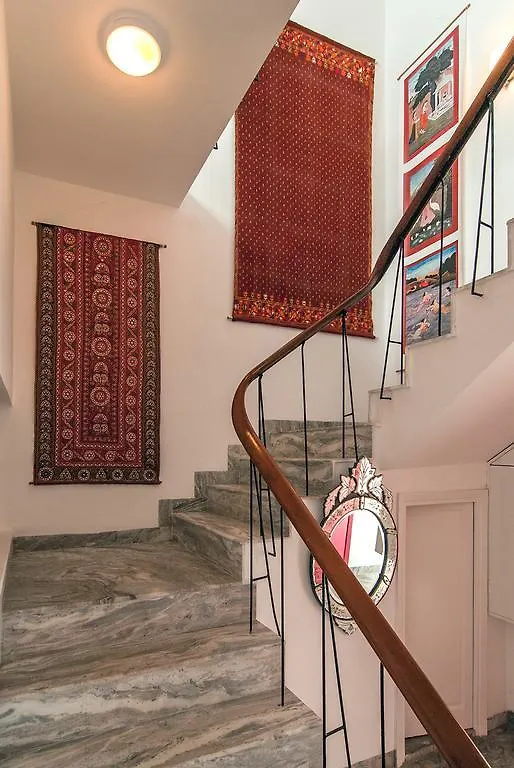 Haveli Hauz Khas Bed & Breakfast New Delhi 3*,  India